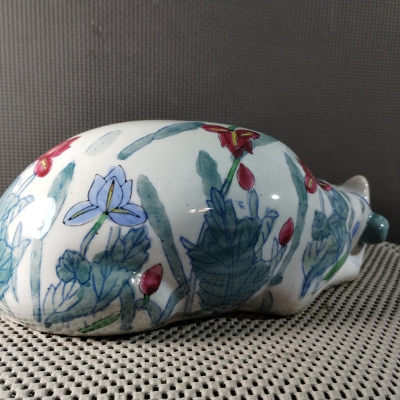 Vintage Chinese Hand Painted Porcelain Floral Sleeping Cat - Picture 5 of 11